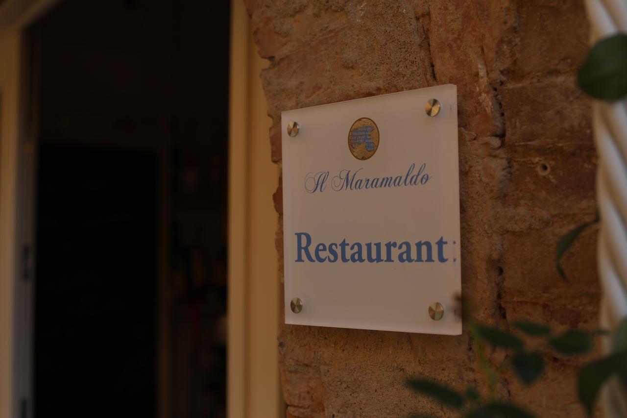 Il Maramaldo Bed&Breakfast-Restaurant Lajatico Exterior foto