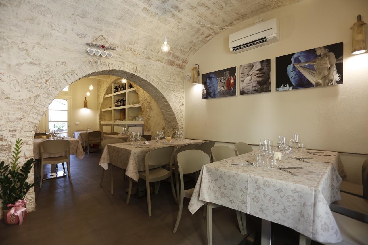 Il Maramaldo Bed&Breakfast-Restaurant Lajatico Exterior foto